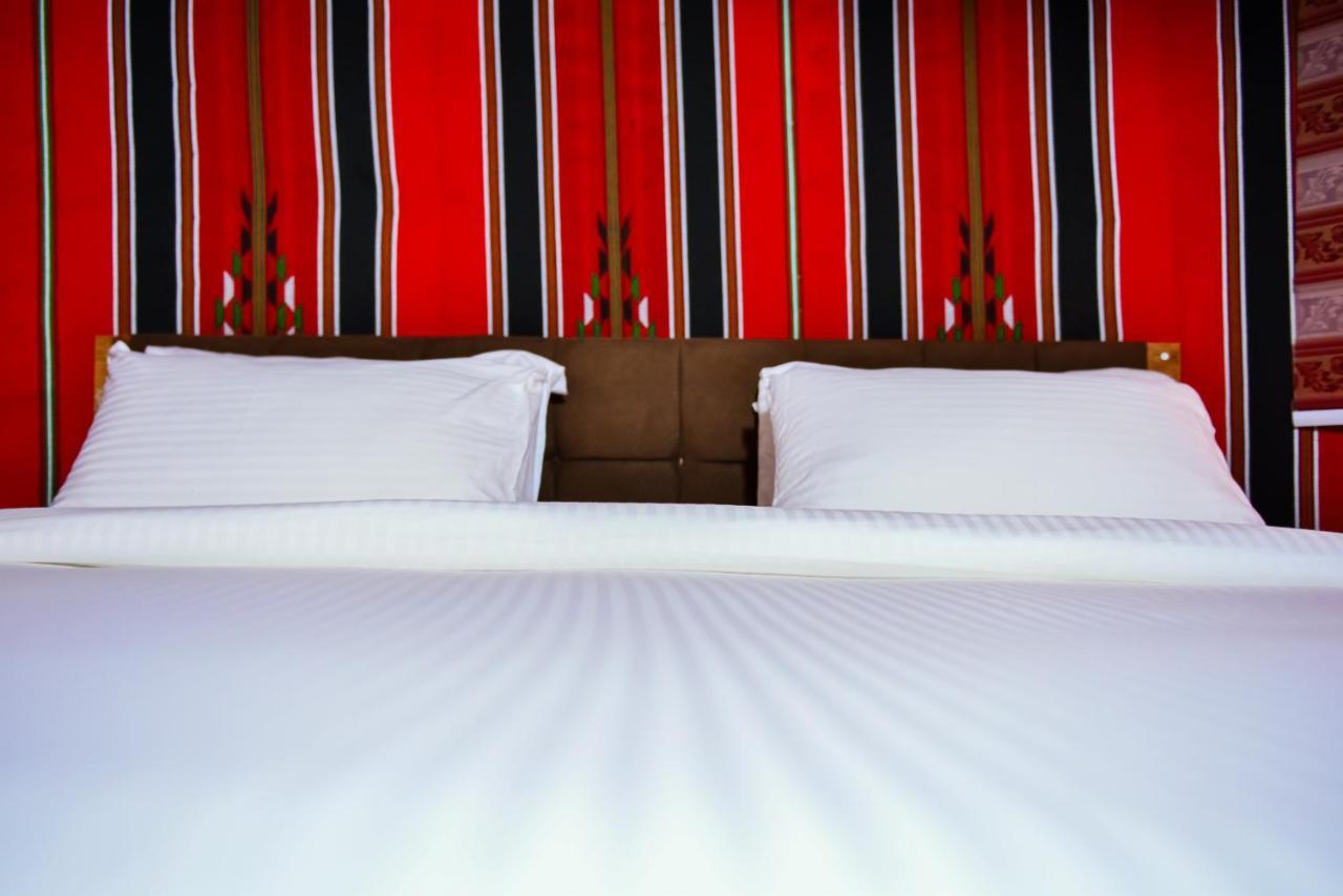 Little Petra Bedouin Camp Hotel Al Hayy Exterior foto